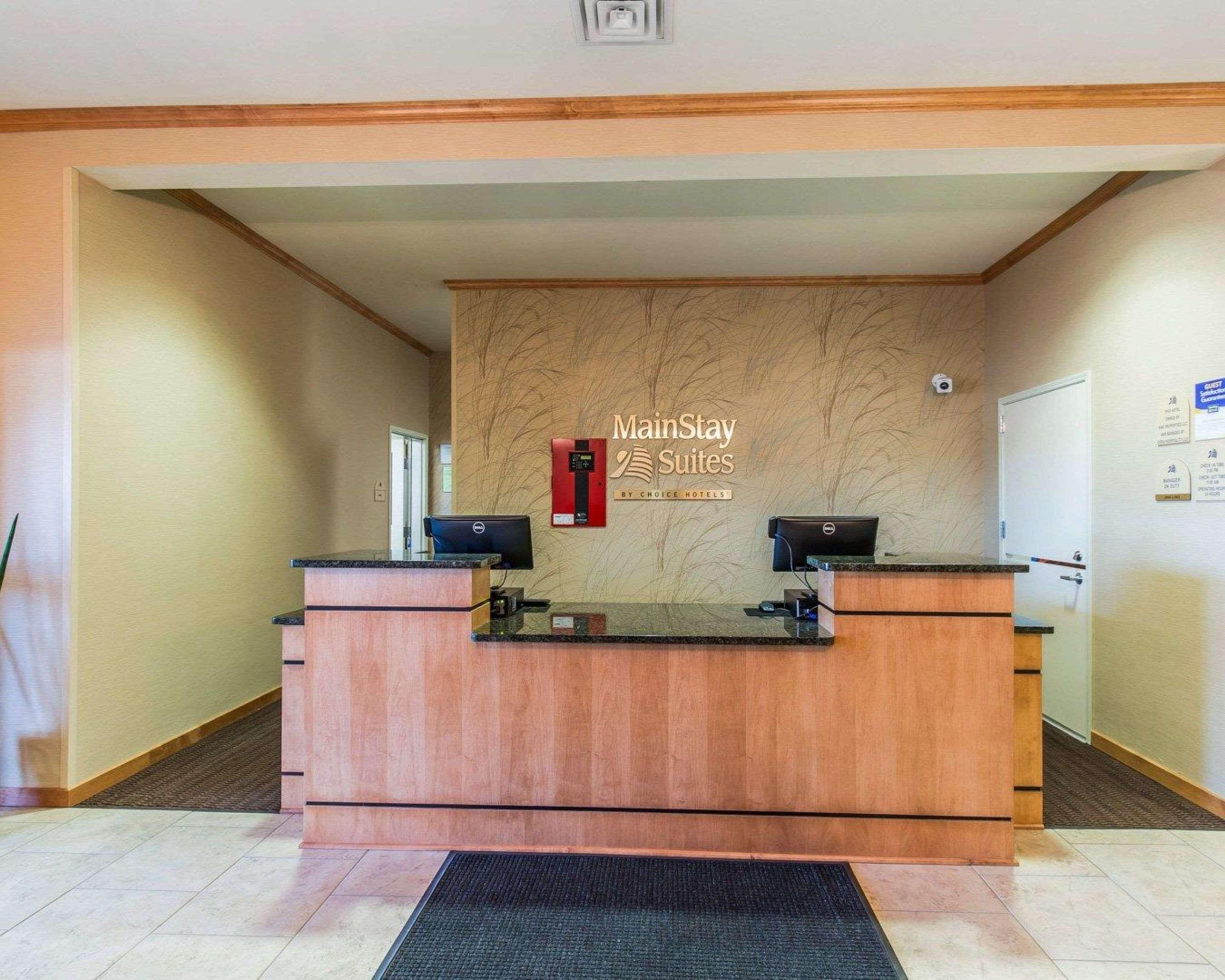 Mainstay Suites Sidney - Medical Center Exterior photo