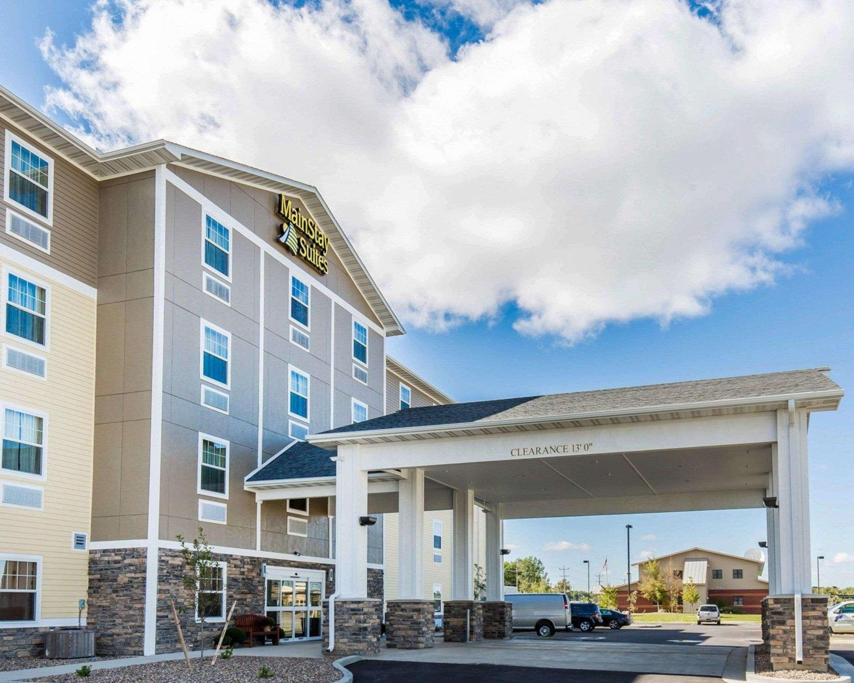 Mainstay Suites Sidney - Medical Center Exterior photo
